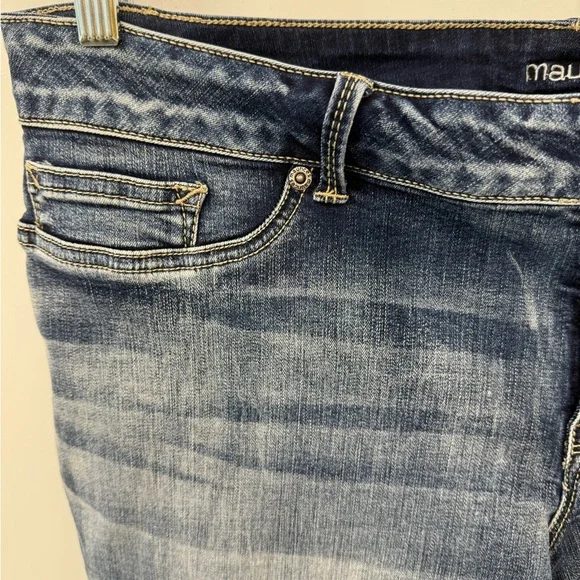 Maurices Dark Wash Skinny Jeans - Picture 3 of 4